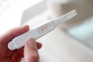 Струйный тест на беременнсть 