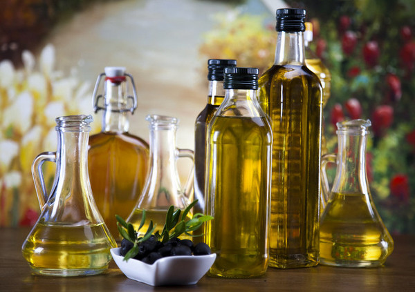 Оливковое масло поможет увлажнить кожу пяток